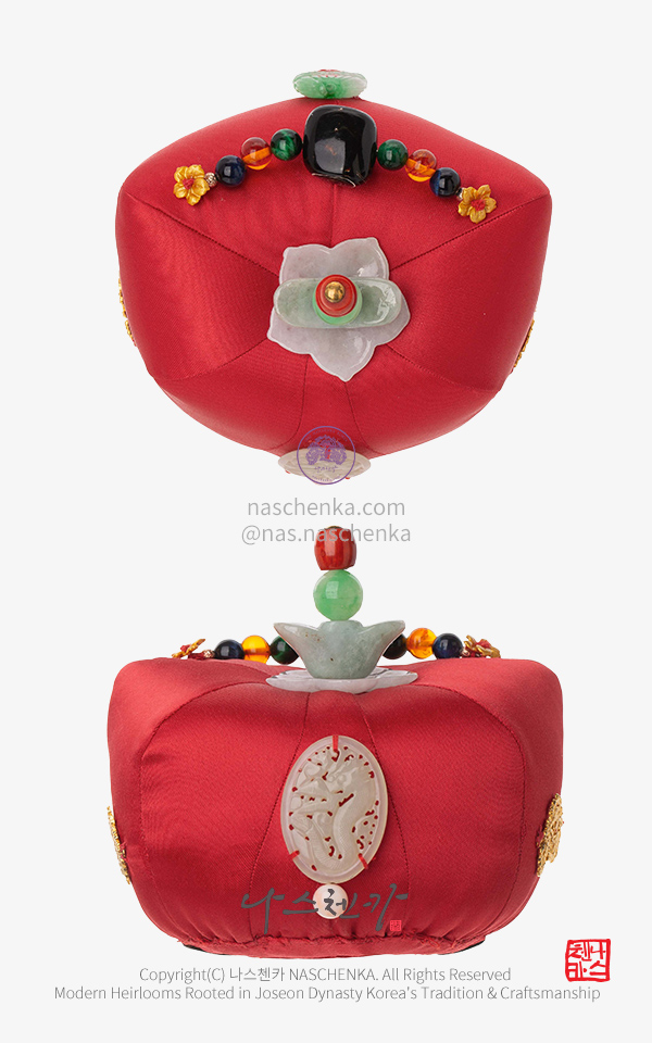 [나스첸카 족두리] 백옥과 산호로 완성한 진홍의 격 — NASCHENKA 홍 족두리 Jokduri